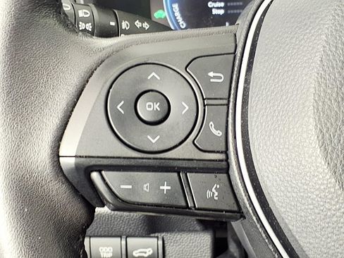 Used 2024 Toyota RAV4 Limited AWD/4WD image 17