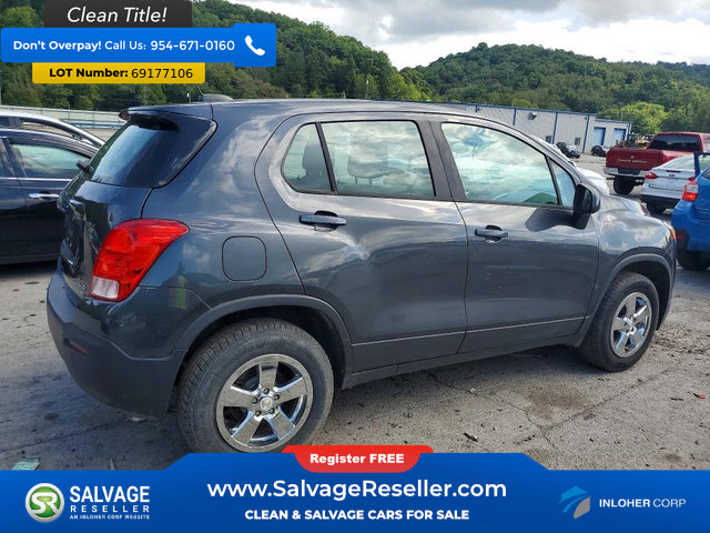 Used 2016 Chevrolet Trax LS AWD/4WD image 4