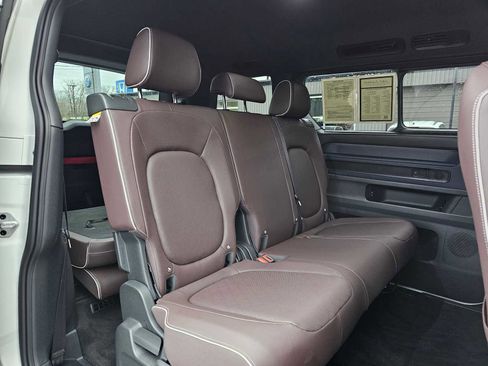 Used 2025 Volkswagen ID. Buzz Pro S image 15