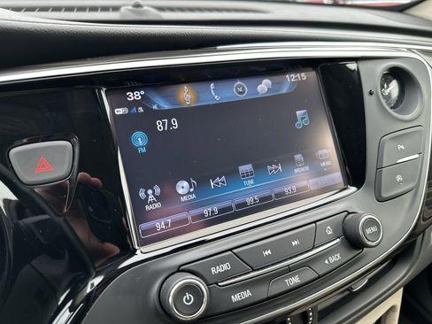 Used 2020 Buick Envision Preferred image 16