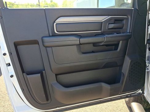 New 2024 RAM 3500 Tradesman w/ Safety Group AWD/4WD image 8