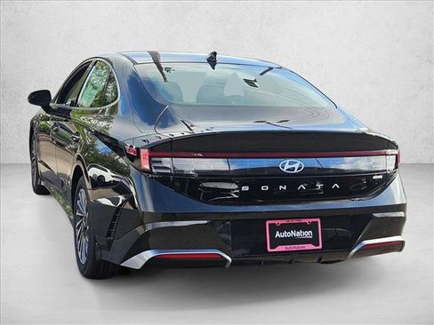 New 2025 Hyundai Sonata SEL image 9