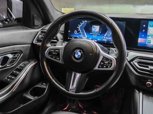 Used 2023 BMW 330i Sedan w/ M Sport Package RWD image 19