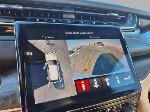 Used 2023 Jeep Grand Cherokee 4xe w/ Luxury Tech Group II image 6