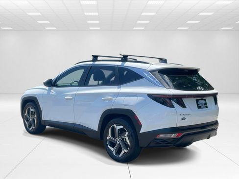 Certified 2024 Hyundai Tucson SEL w/ Convenience Package FWD image 4