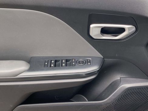 Used 2025 Kia K4 FWD image 15