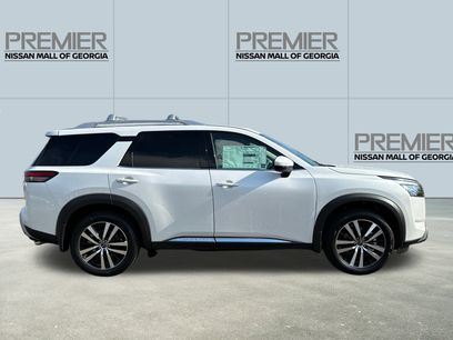 New 2025 Nissan Pathfinder Platinum