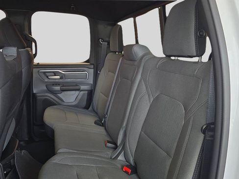 Used 2022 RAM 1500 Big Horn AWD/4WD image 18