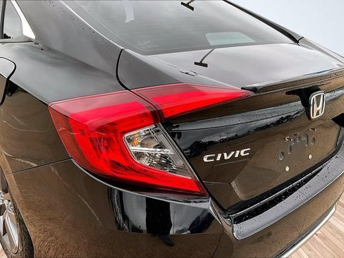 Used 2020 Honda Civic EX image 24