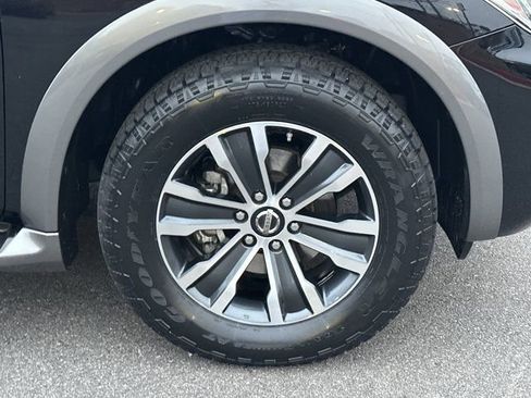 Used 2020 Nissan Armada SL w/ Premium Package image 16