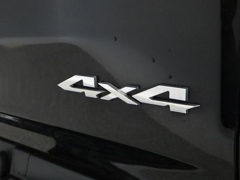 Used 2022 RAM 1500 Laramie AWD/4WD image 17