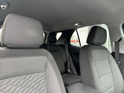 Used 2020 Chevrolet Equinox LT image 27