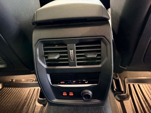 Used 2019 BMW 330i Sedan w/ Driving Assistance Package RWD image 28