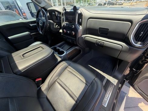 Used 2020 GMC Sierra 3500 Denali w/ Denali Ultimate Package AWD/4WD image 10