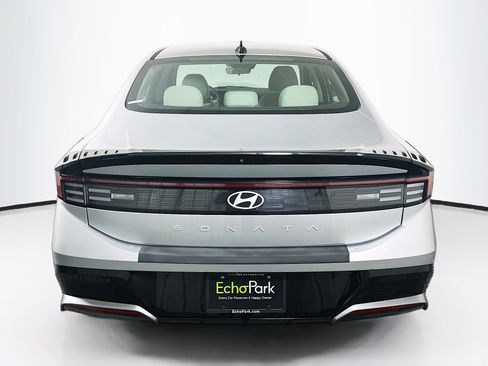 Used 2024 Hyundai Sonata SEL FWD image 7
