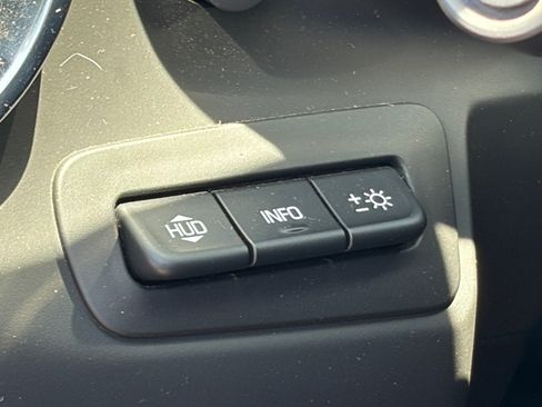 Used 2021 Chevrolet Camaro SS RWD image 10