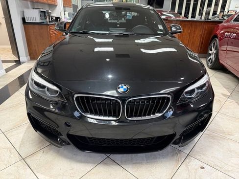Used 2018 BMW M240i Coupe image 2