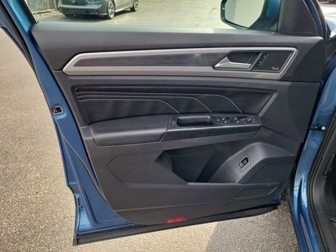 Used 2021 Volkswagen Atlas SEL Premium AWD/4WD image 18