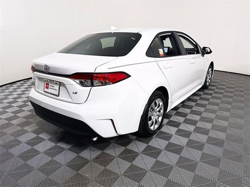 Certified 2025 Toyota Corolla LE image 23
