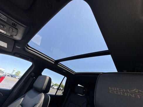 Certified 2023 Chevrolet Tahoe High Country image 18