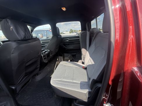 Used 2025 RAM 1500 Big Horn AWD/4WD image 4