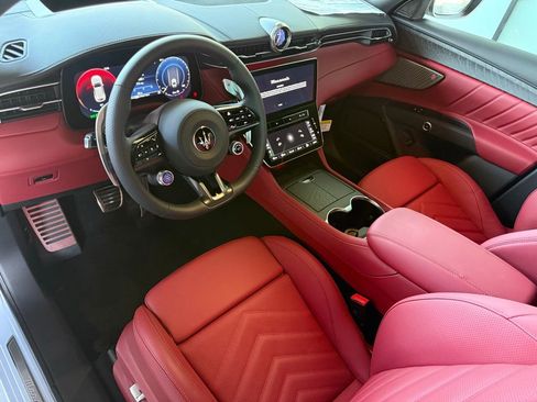 New 2026 Maserati Grecale Modena AWD/4WD image 9