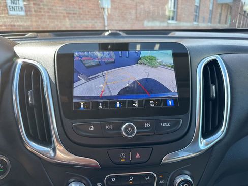 Used 2024 Chevrolet Equinox LT AWD/4WD image 20