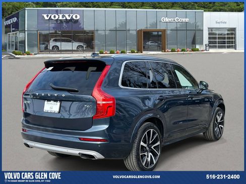 Used 2020 Volvo XC90 T6 Momentum w/ Protection Package image 5