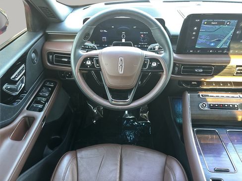 Used 2025 Lincoln Aviator Reserve w/ Jet Appearance Package image 14