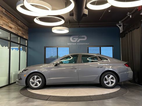 Used 2020 Hyundai Sonata SE FWD image 6
