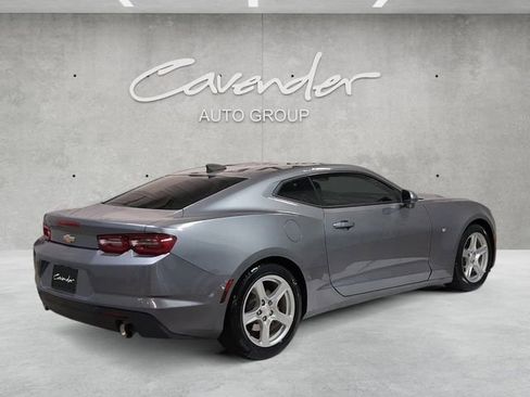 Used 2019 Chevrolet Camaro LT w/ Technology Package image 16