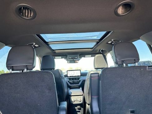 Certified 2025 Ford Explorer ST w/ Sun And Sound Package AWD/4WD image 11