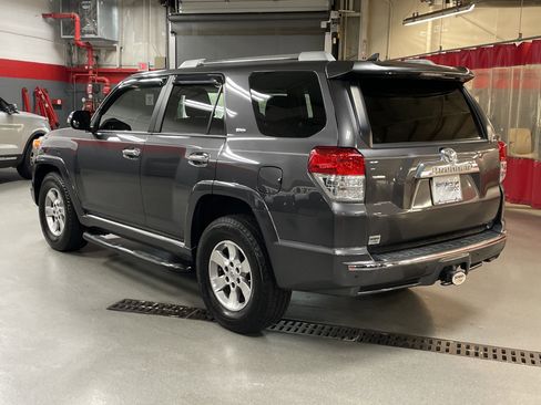 Used 2012 Toyota 4Runner SR5 image 8