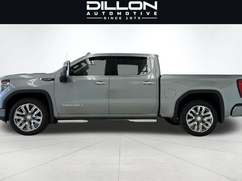 Used 2025 GMC Sierra 1500 Denali AWD/4WD image 7