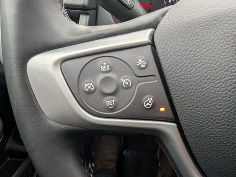 Certified 2023 GMC Terrain SLT image 18