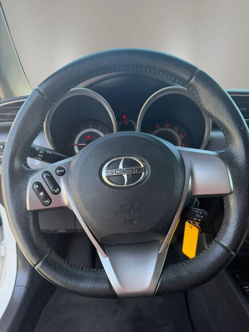Used 2014 Scion tC FWD image 18