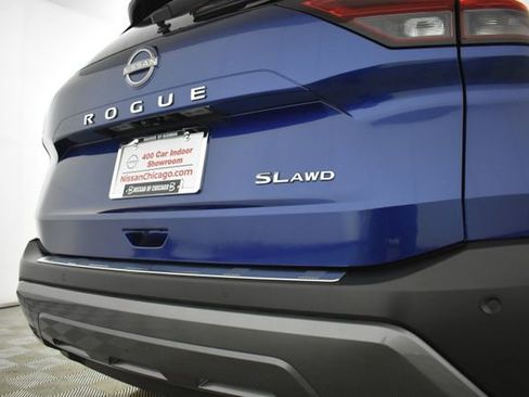 Used 2023 Nissan Rogue SL AWD/4WD image 44