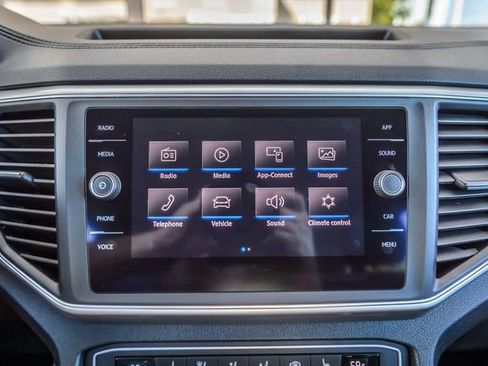 Used 2019 Volkswagen Atlas SE w/ Towing Package image 21