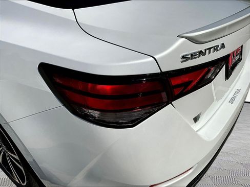 Certified 2023 Nissan Sentra SR w/ SR Premium Package FWD image 23