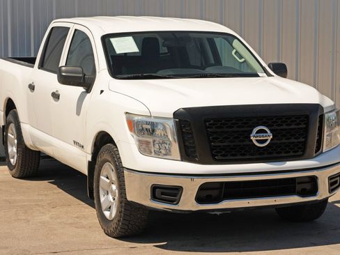 Used 2018 Nissan Titan S w/ S Utility Package image 45
