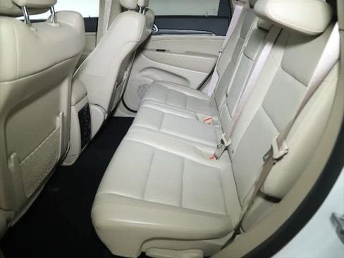 Certified 2021 Jeep Grand Cherokee Limited w/ Luxury Group II AWD/4WD image 14
