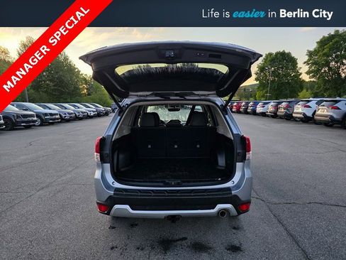 Used 2020 Subaru Forester Touring image 10