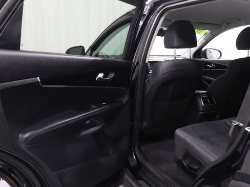 Used 2019 Kia Sorento AWD image 9