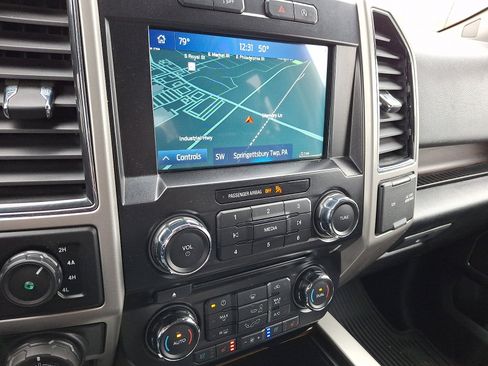 Used 2017 Ford F150 Lariat w/ Equipment Group 501A Mid image 23