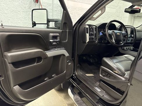 Used 2016 Chevrolet Silverado 3500 LTZ w/ Duramax Plus Package AWD/4WD image 15