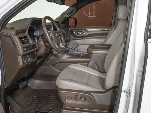 Used 2022 Chevrolet Tahoe LT image 15