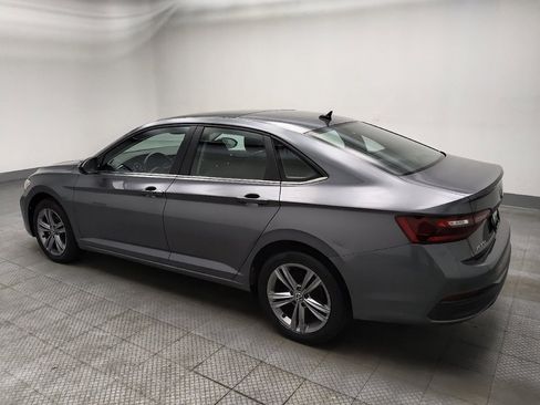 Used 2023 Volkswagen Jetta SE FWD image 3