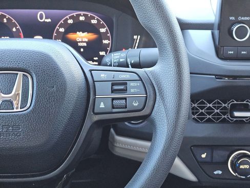 Used 2025 Honda Accord SE image 22