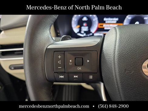 Used 2023 INFINITI QX60 Luxe w/ Vision Package image 19