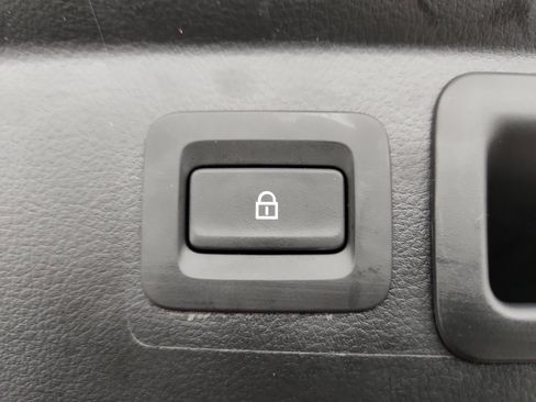 Used 2024 MAZDA CX-50 AWD 2.5 S w/ Select Package image 33